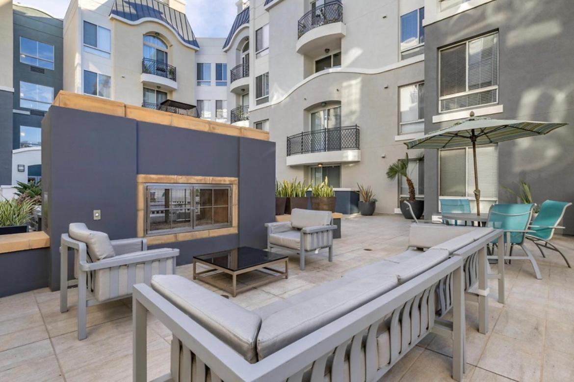 The Nest A Spacious 1 Bedroom Apartment With A Pool View Los Angeles Exterior photo